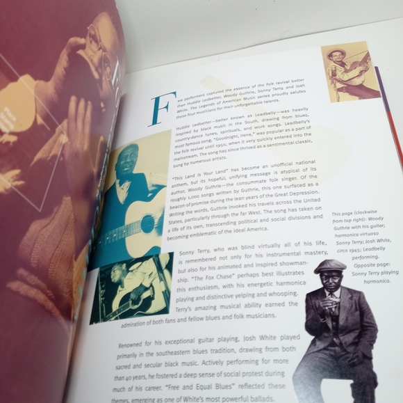 1998 Stamp Yearbook. Stamp Book. United States Postal Service Book - Picture 9 of 13